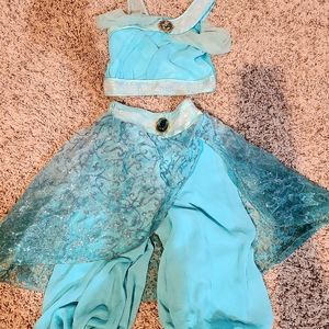 DISNEYS Aladin- 2 pc Jasmine Costume (sz 4)
